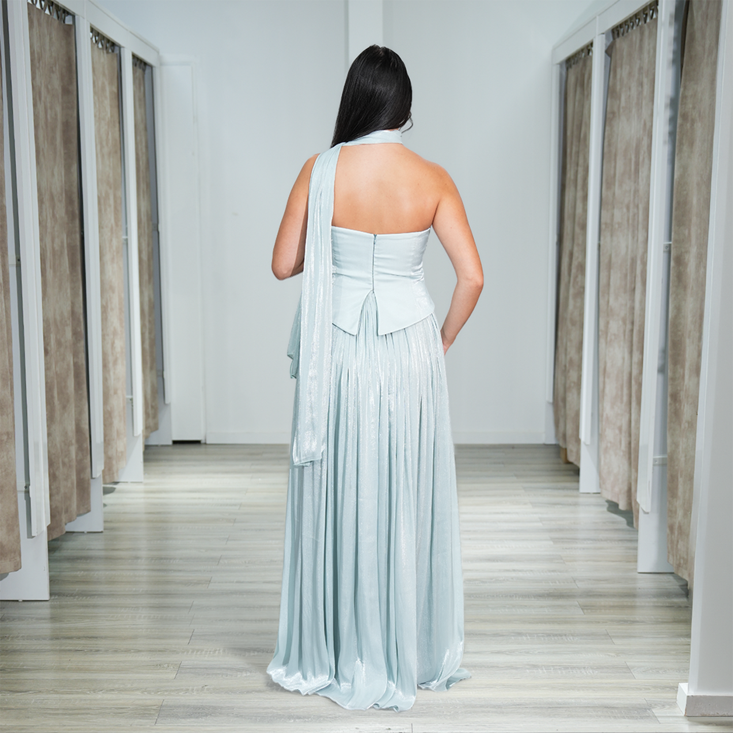 Chiffon-A-Linienkleid mit Halsschal
