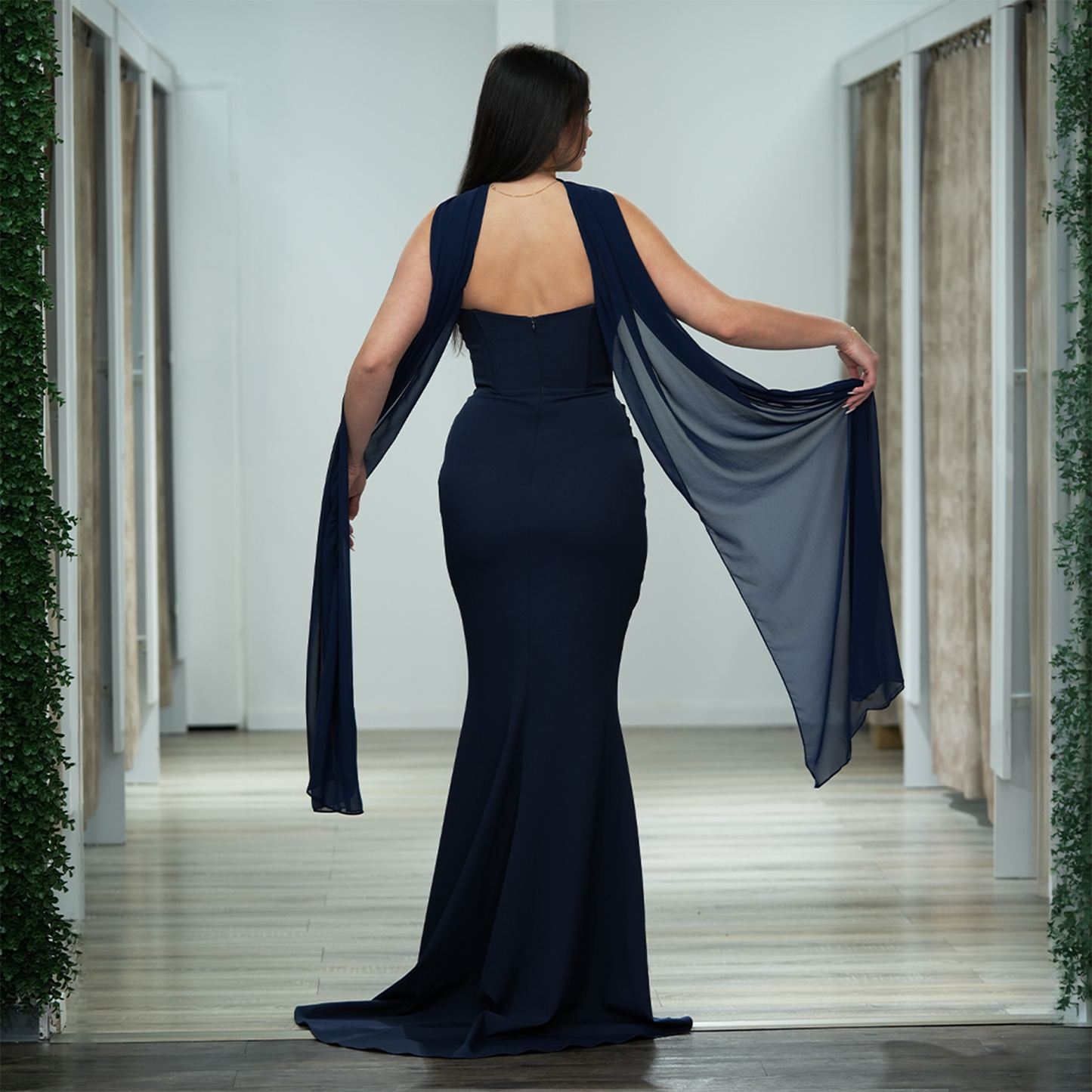 Schulterfreies Kleid